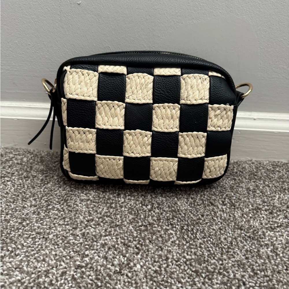Universal Thread Vegan Leather Crossbody Bag